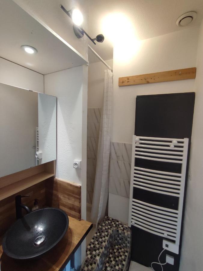 Appartement 2 pièces centre de Vannes avec Parking privé Esterno foto